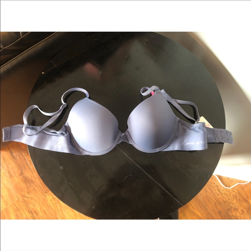*Brand New* Victoria Secret Bra